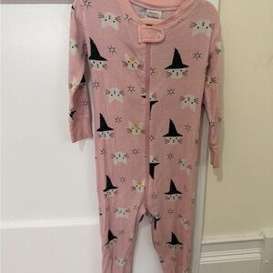 Hanna Andersson Magic Cats Zip Romper/ Pajamas
